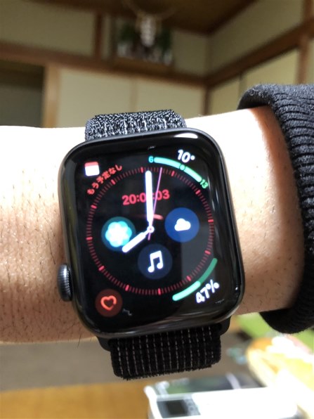 Apple Apple Watch Series 4 GPSモデル mm MU6D2J/A [ブラック