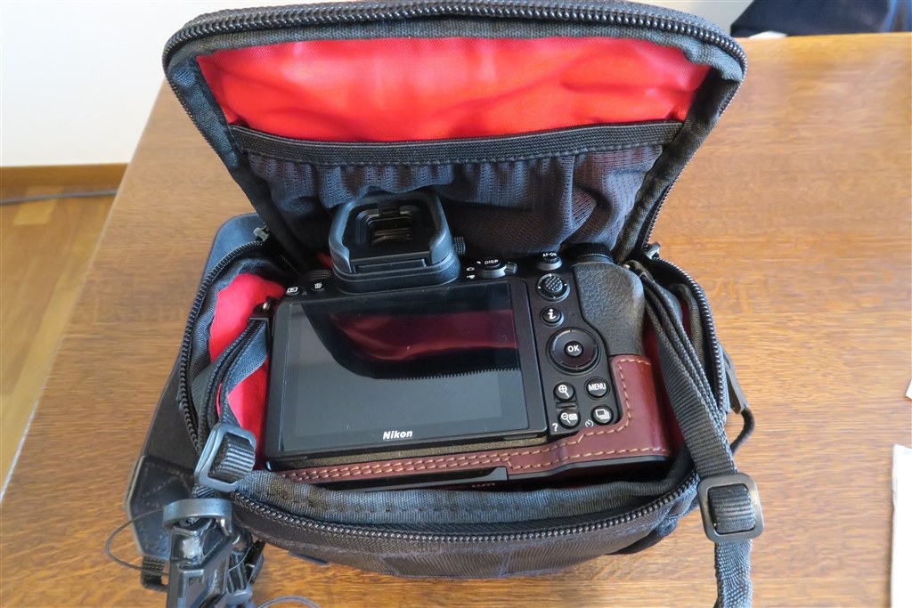 Nikon D5000 ズームレンズ　収納バッグ付き Nikon D5000 ズームレンズ 収納バッグ付き NIKON(ニコン) Z 8