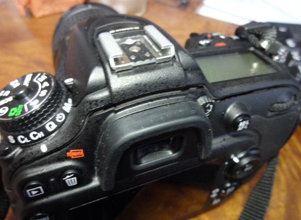 【ジャンク品】Nikon D7200 デジタル一眼レフカメラ　 液晶割れ ジャンク品】Nikon D7200 デジタル一眼レフカメラ 液晶割れ