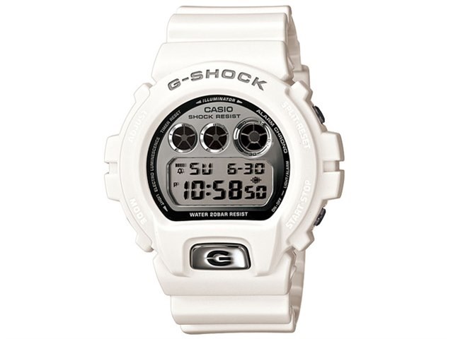 カッコいいぞ、ステキ(#^.^#)』 カシオ G-SHOCK メタリックダイアル DW