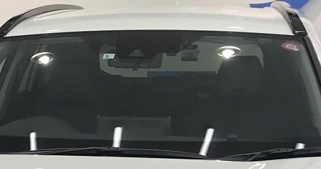 目障りかな 車検証ステッカーの標準貼付け位置 トヨタ Rav4 19年モデル のクチコミ掲示板 価格 Com