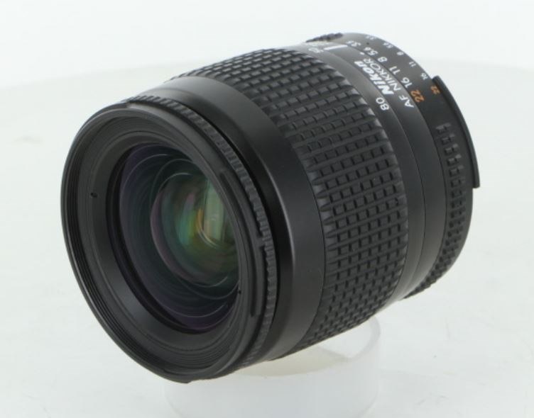 今更ではありますが・・・格安ゲット』 ニコン AF Zoom Nikkor 今更ではありますが・・・格安ゲット』 ニコン AF Zoom Nikkor