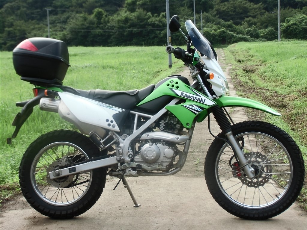 久しぶりに自力でフロントタイヤを交換しました。』 カワサキ KLX125 のクチコミ掲示板 - 価格.com