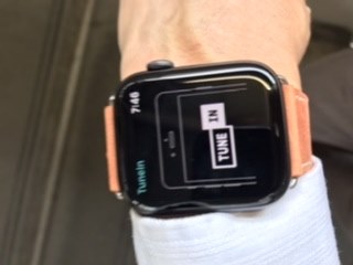 Apple Apple Watch Series 5 GPSモデル 40mm MWV62J/A [ホワイト 