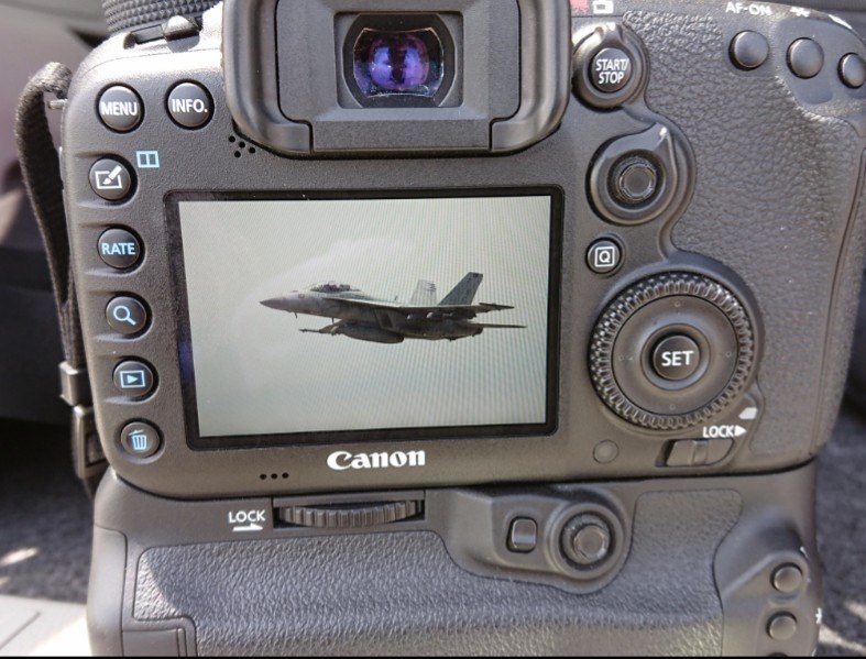 ⭐️良品⭐️SONY ソニー α200 300mmダブルズーム★手振れ補正★ ⭐️良品⭐️SONY ソニー α200 300mmダブルズーム☆手振れ補正☆