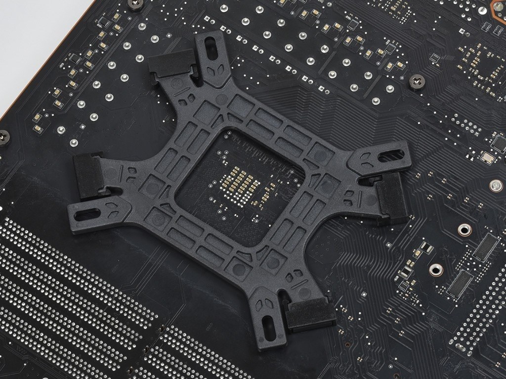 この水冷で利用されてるかたいらっしゃいませんか？』 ASUS ROG STRIX