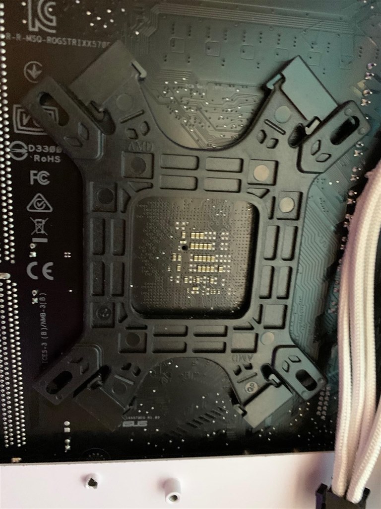 この水冷で利用されてるかたいらっしゃいませんか？』 ASUS ROG STRIX