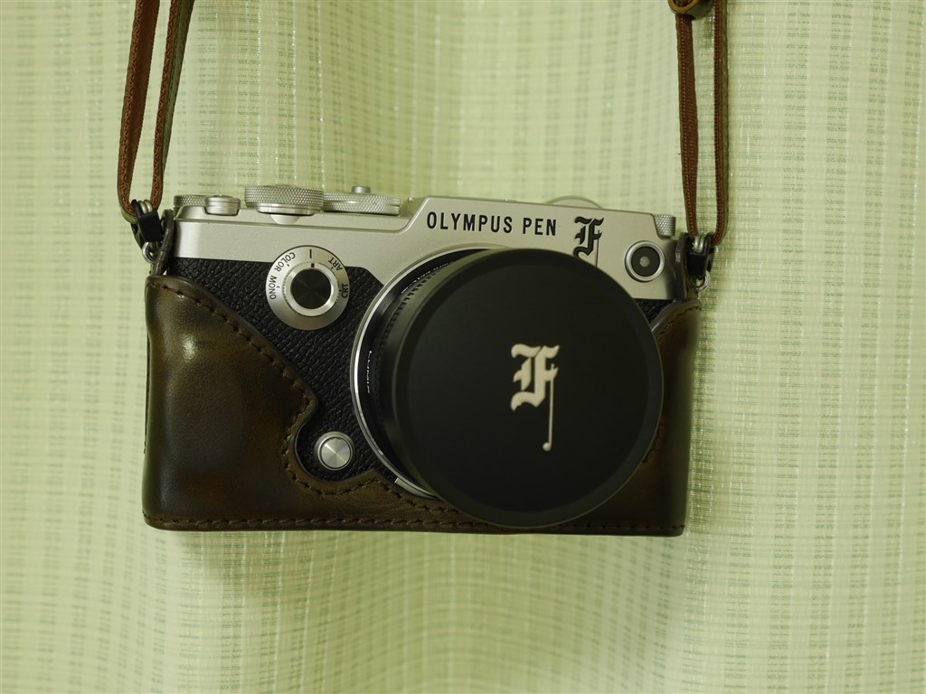 GARIZのボディージャケット』 オリンパス OLYMPUS PEN-F ボディ の