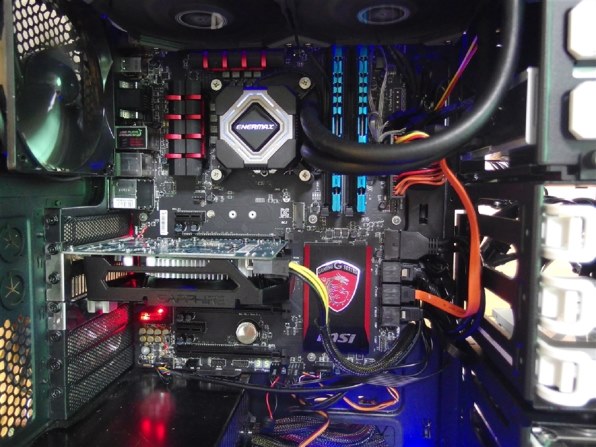 CPUクーラー NZXT Kraken X72とのメモリスロット干渉について