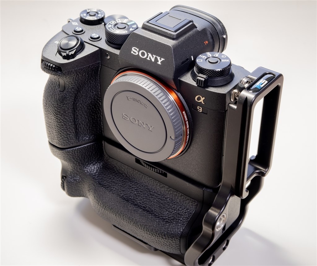 kirkのLブラケットBL-A7R4Gが届きました。』 SONY α9 II ILCE-9M2 ボディ のクチコミ掲示板 - 価格.com