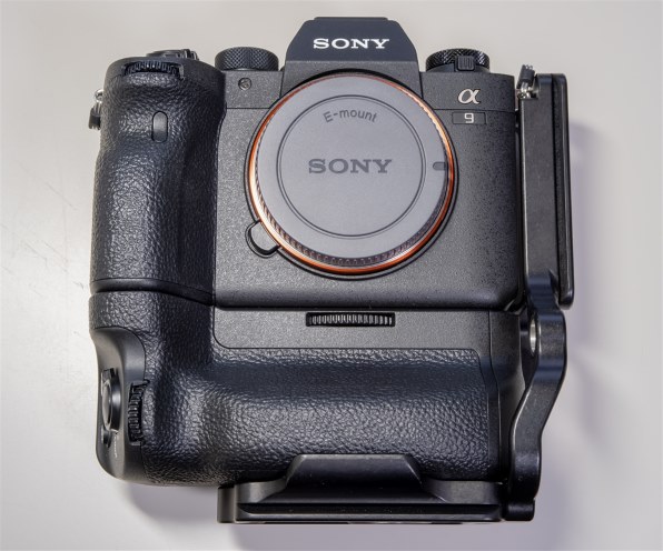 kirkのLブラケットBL-A7R4Gが届きました。』 SONY α9 II ILCE