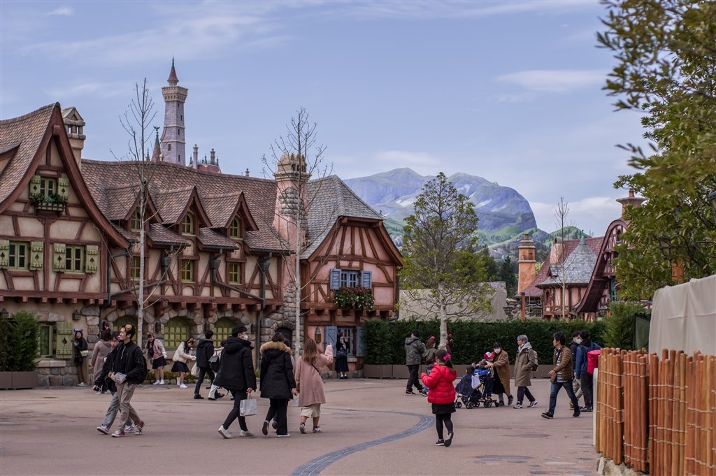 ディズニーランドの新写真スポットの予感 ペンタックス Pentax Kp ボディ のクチコミ掲示板 価格 Com