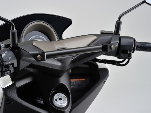 XMAX250 ユニバーサルステー　USBフルセット XMAX250 ユニバーサルステー USBフルセット - アクセサリー