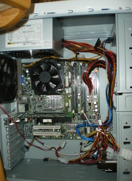 Dell Inspiron スモールデスクトップ プレミアム Core i5 9400・8GB