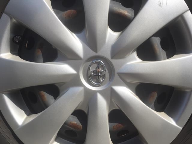 新車外しカローラ純正15インチ 鉄ホイール 6J ナット付き 新車