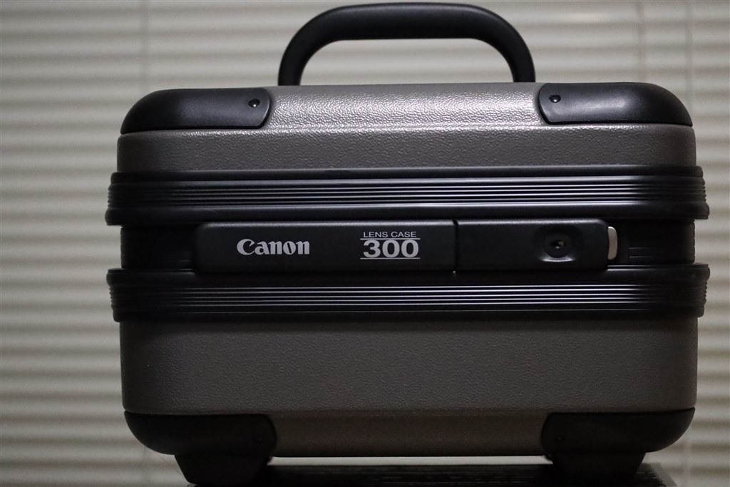 付属のレンズケース 300Bのサイズ』 CANON EF300mm F2.8L IS USM の 