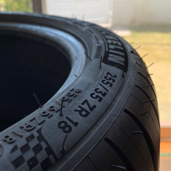 MICHELIN [1本] Pilot Sport 4 195/45ZR17 81Wのクチコミ - 価格.com