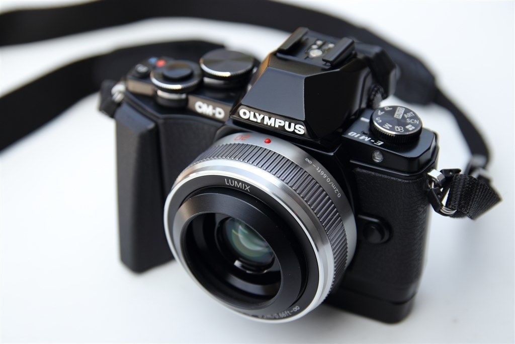 レンズプロテクター装着時のガタつき』 パナソニック LUMIX G