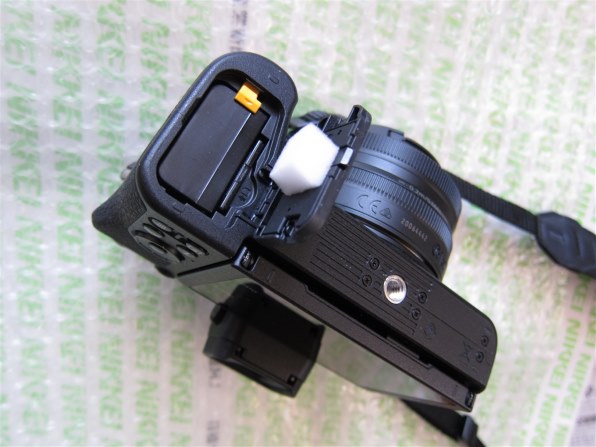 Nikon Z6 撮影回数74448回 バッテリー室カバー紛失 Nikon Z6 撮影回数74448回 バッテリー室カバー紛失