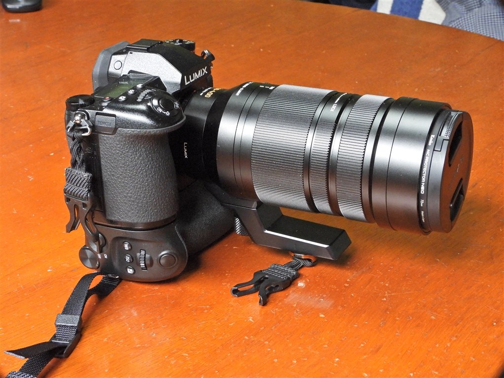 互換バッテリーグリップ装着』 パナソニック LUMIX DC-G9 ボディ 互換バッテリーグリップ装着』 パナソニック LUMIX DC-G9 ボディ