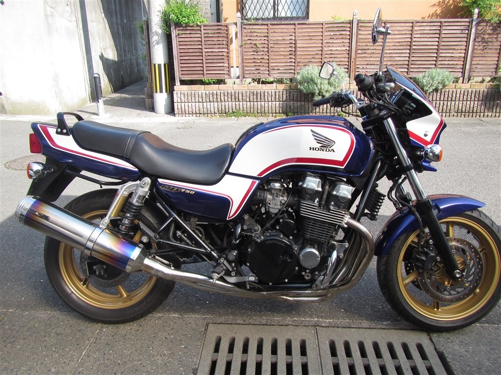 シートについて ホンダ Cb750 のクチコミ掲示板 価格 Com