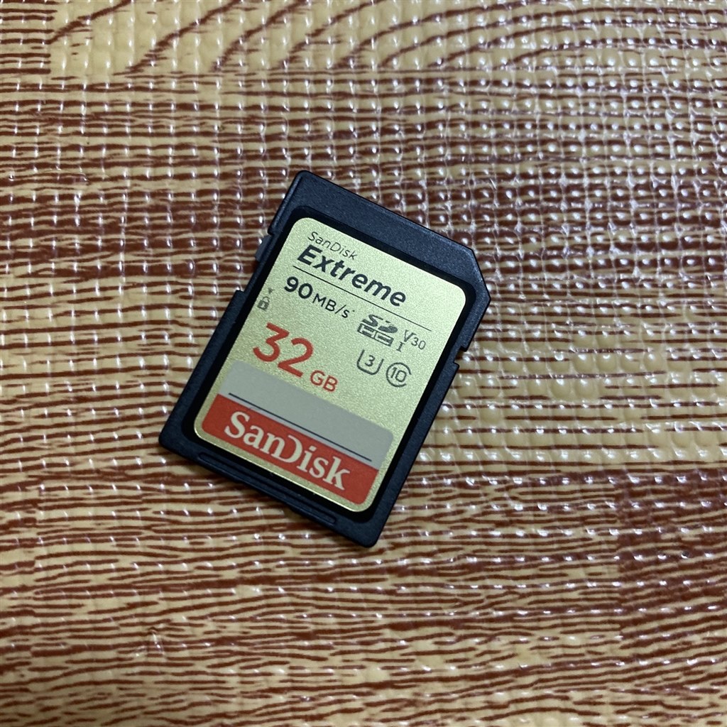 【美品】SONY α7Ⅲ ボディ + 32GB SDカード