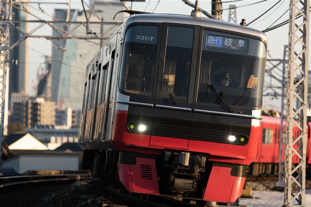 解像度の高いレンズ』 ニコン AI AF-S Nikkor 300mm f/4D IF-ED 解像度の高いレンズ』 ニコン AI AF-S Nikkor 300mm f/4D IF-ED