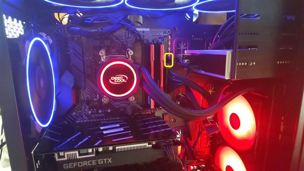 マザーで制御してるのに赤色しか発色しない。』 DEEPCOOL GAMMAXX L240