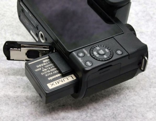 【断捨離中です】Panasonic DC-G100V 配信用バッテリー… imgrc0092245830.jpg