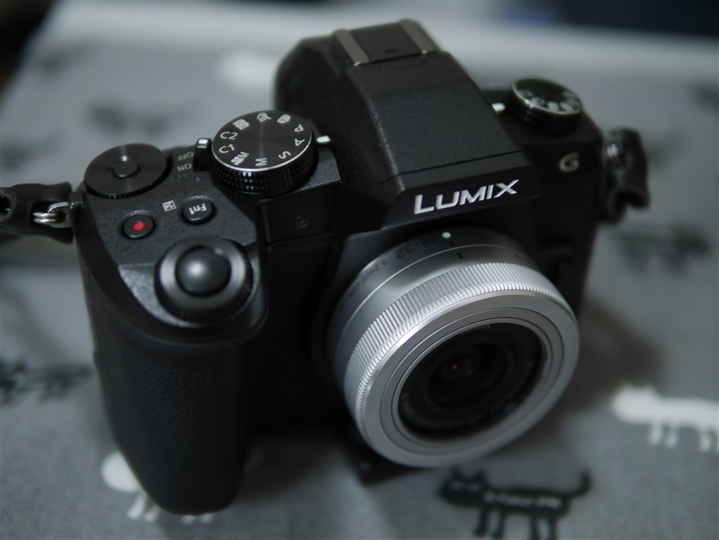 Dual I.S.2に対応！』 パナソニック LUMIX G VARIO 12-32mm/F3.5