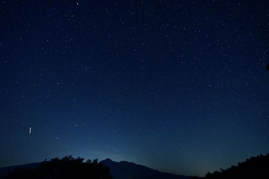 広角レンズを悩んでいます。』 ニコン AF-S DX NIKKOR 10-24mm f 広角レンズを悩んでいます。』 ニコン AF-S DX NIKKOR 10-24mm f