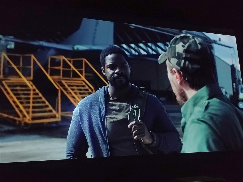 エプソン EPSON dreamio 4K/HDR対応 Amazon.co.jp: EPSON dreamio ホームプロジェクター(2500000:1