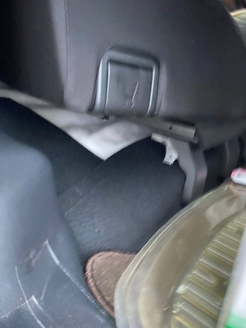 リアシート下のフロアに敷いてみた 日産 ルークス 年モデル のクチコミ掲示板 価格 Com