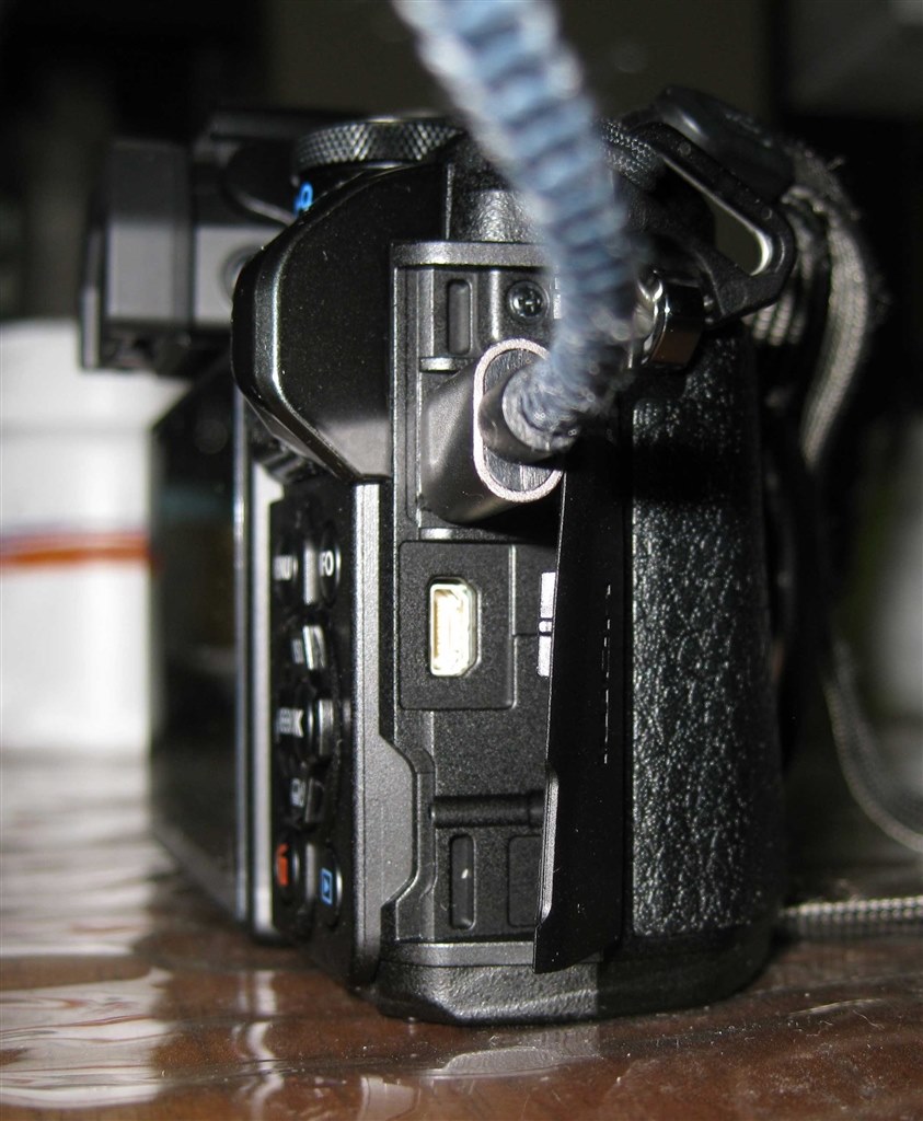 オリンパス OM-D E-M10 Mark III キット＆バッテリー・カバー オリンパスOM-D E-M10 mark iii em10iii em10 iii E-M10III用
