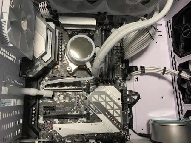 Asrock B550 Steel Legend (起動後による動作確認済) ASRock > B550 Steel Legend
