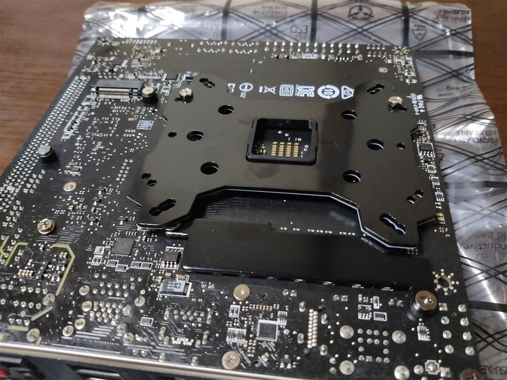 i7 9700 無印　h310m マザーボードセット バックパネル欠品 i7 9700 無印 h310m マザーボードセット バックパネル欠品