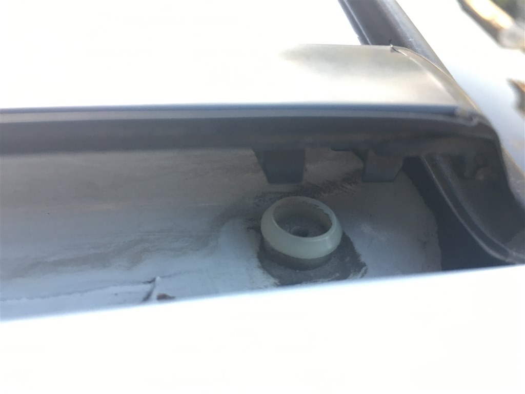 ルーフモール後端は チェック方 スバル レヴォーグ 14年モデル のクチコミ掲示板 価格 Com