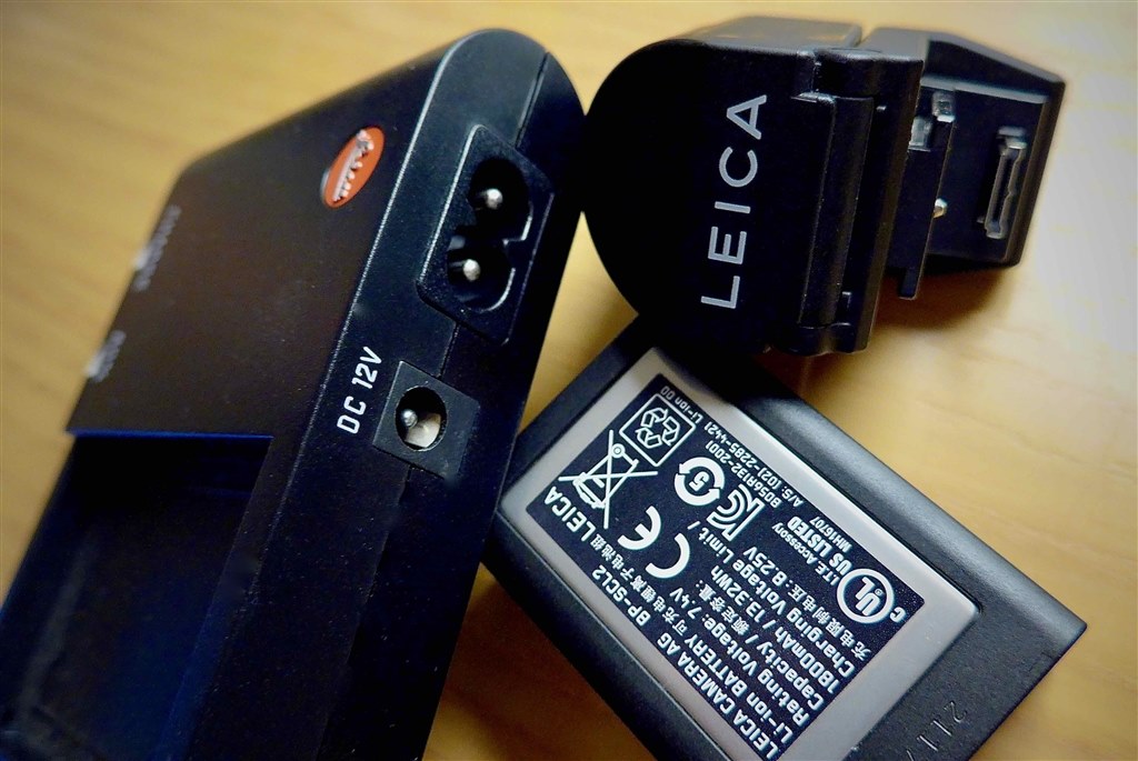 Leica M10 ボディー　バッテリー2 充電器
