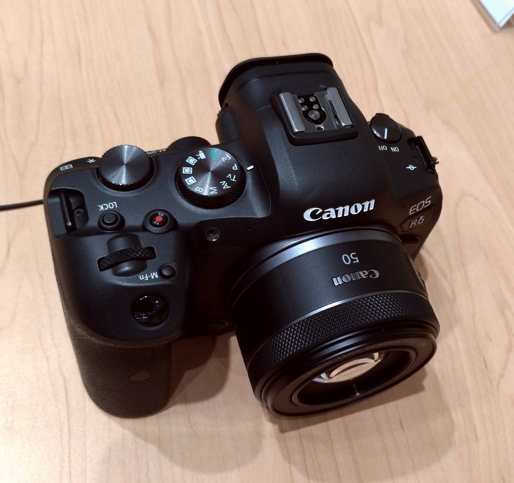 触ってきました』 CANON RF70-200mm F4 L IS USM のクチコミ