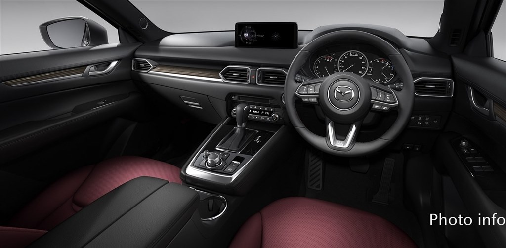2021モデルLパッケージの赤シートについて』 マツダ CX-8 の