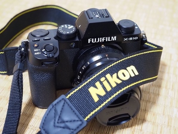 X-S10のストラップ』 富士フイルム FUJIFILM X-S10 ボディ のクチコミ