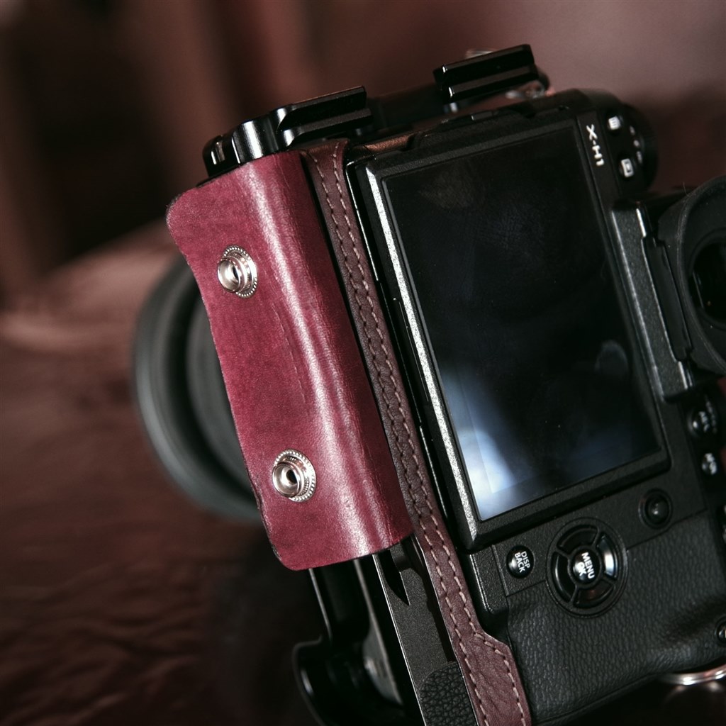 富士フィルム FUJIFILM X-H1 ハーフケースおまけ付き 良品 動作品 カメラケース。』 富士フイルム FUJIFILM X-H1 ボディ のクチコミ