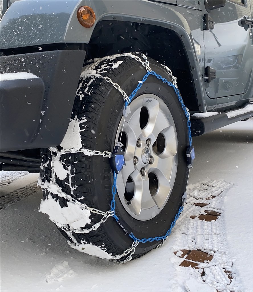 ジープ ラングラー255/70R18 タイヤチェーンバンド付き 人気
