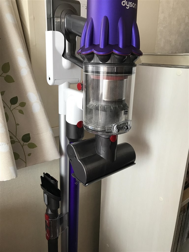 ダイソン dyson Digital Slim fluffy sv18