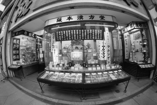 カムラン　KamLan 8mm F3 FISH-EYE　フジフイルムXマウント用 Amazon.co.jp: 【国内正規品】 KAMLAN 交換レンズ 単焦点