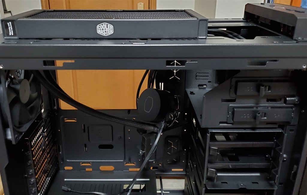 水冷ラジエーターの取り付けに関して』 COOLER MASTER MasterBox CM694