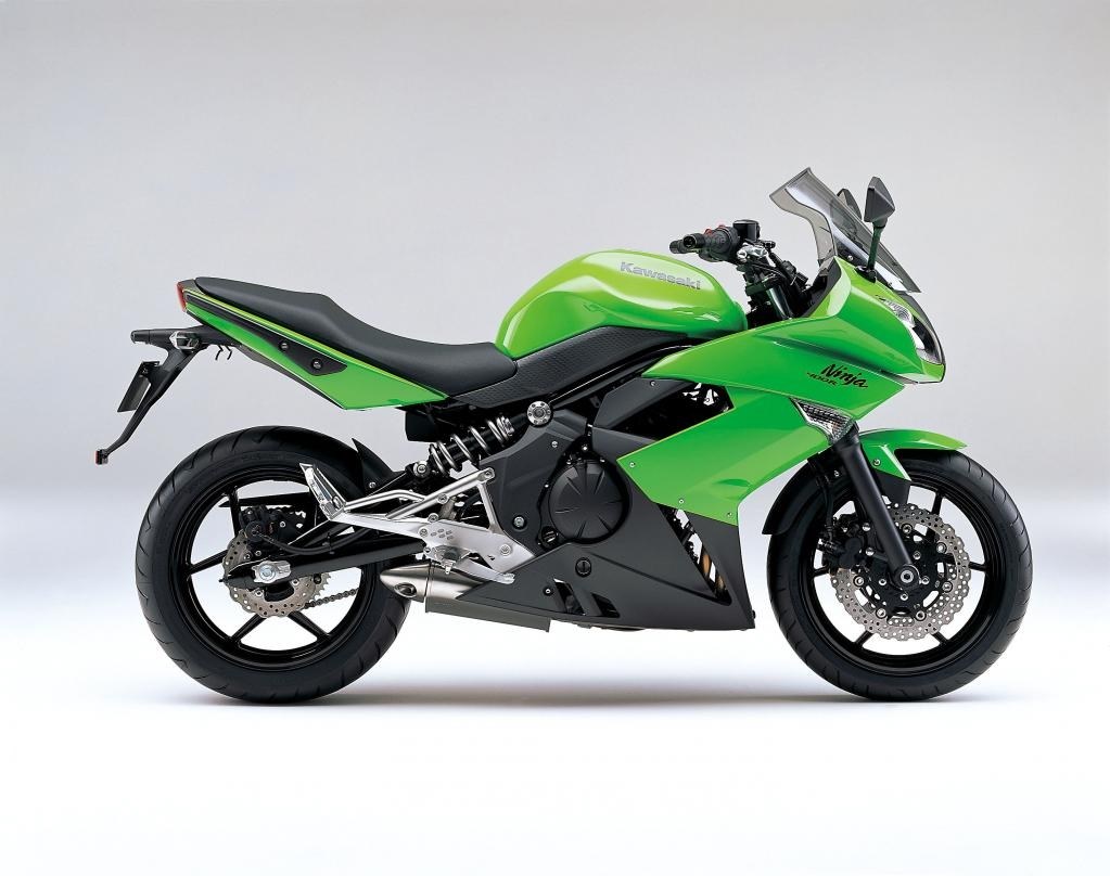 ゼファーのようなシート形状で出ないだろうか？』 カワサキ Z400 のクチコミ掲示板 - 価格.com