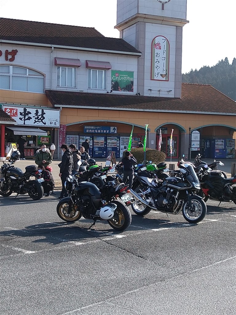 冬眠から覚めました 3ヶ月ぶり700km 日 ホンダ Cb1300 スーパーボルドール のクチコミ掲示板 価格 Com