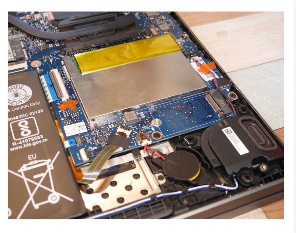 増設について』 Lenovo IdeaPad S540 Core i5・8GBメモリー・256GB SSD