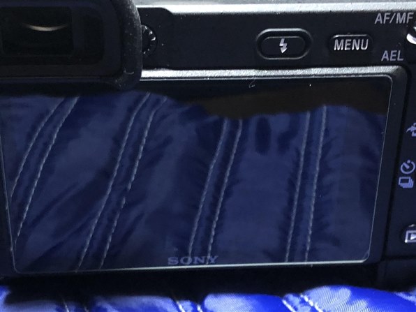 液晶の傷？』 SONY α6400 ILCE-6400 ボディ のクチコミ掲示板 - 価格.com